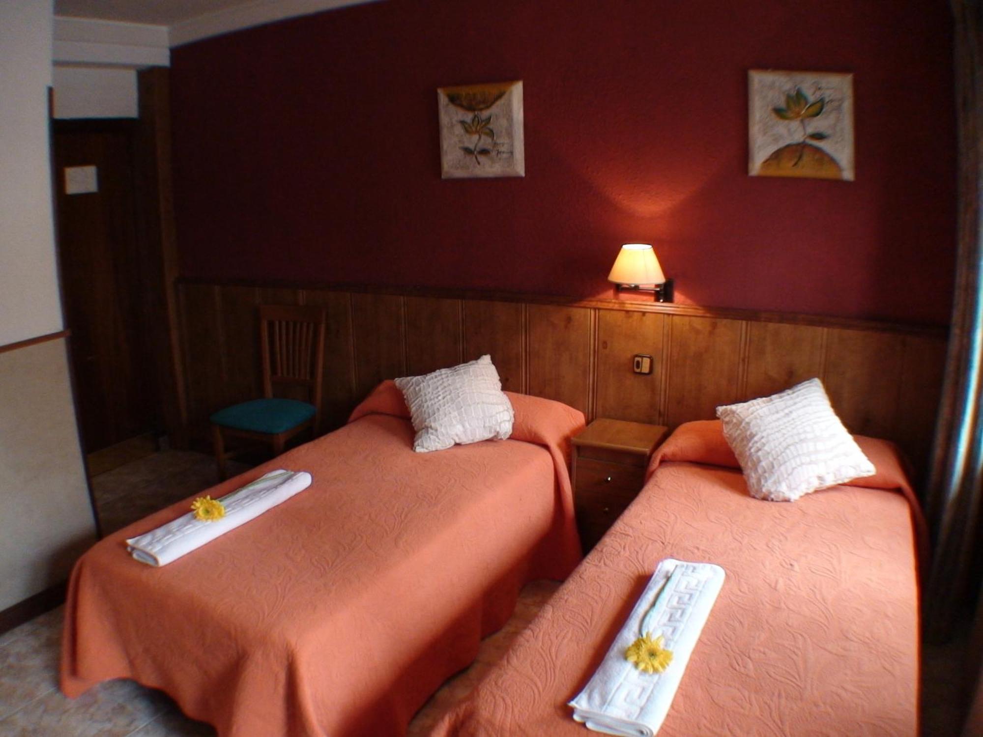 Hostal El Carmen サラゴサ エクステリア 写真