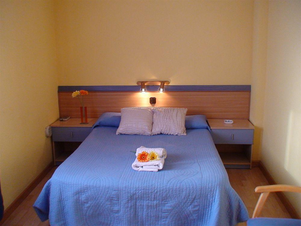 Hostal El Carmen サラゴサ エクステリア 写真