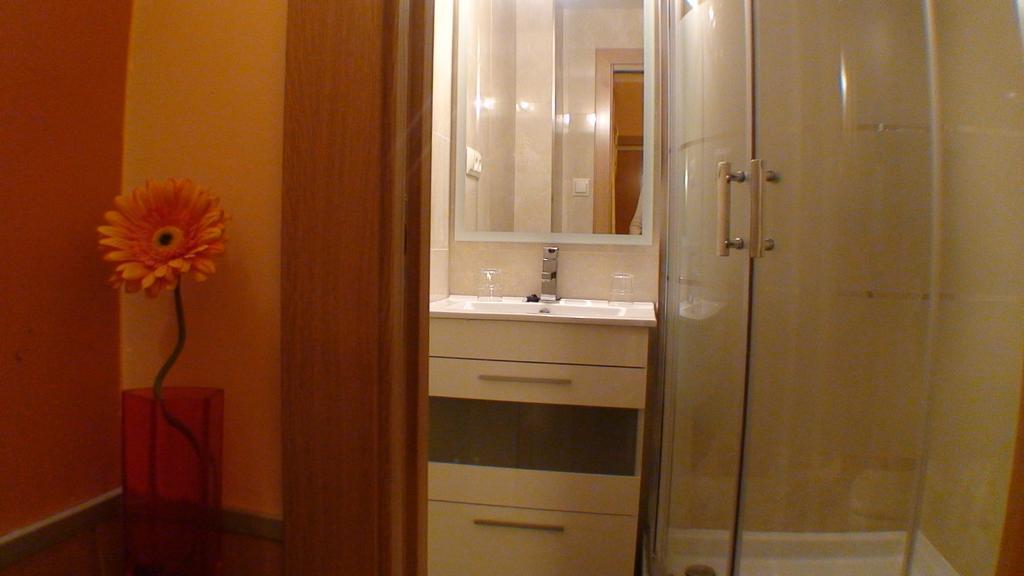 Hostal El Carmen サラゴサ エクステリア 写真